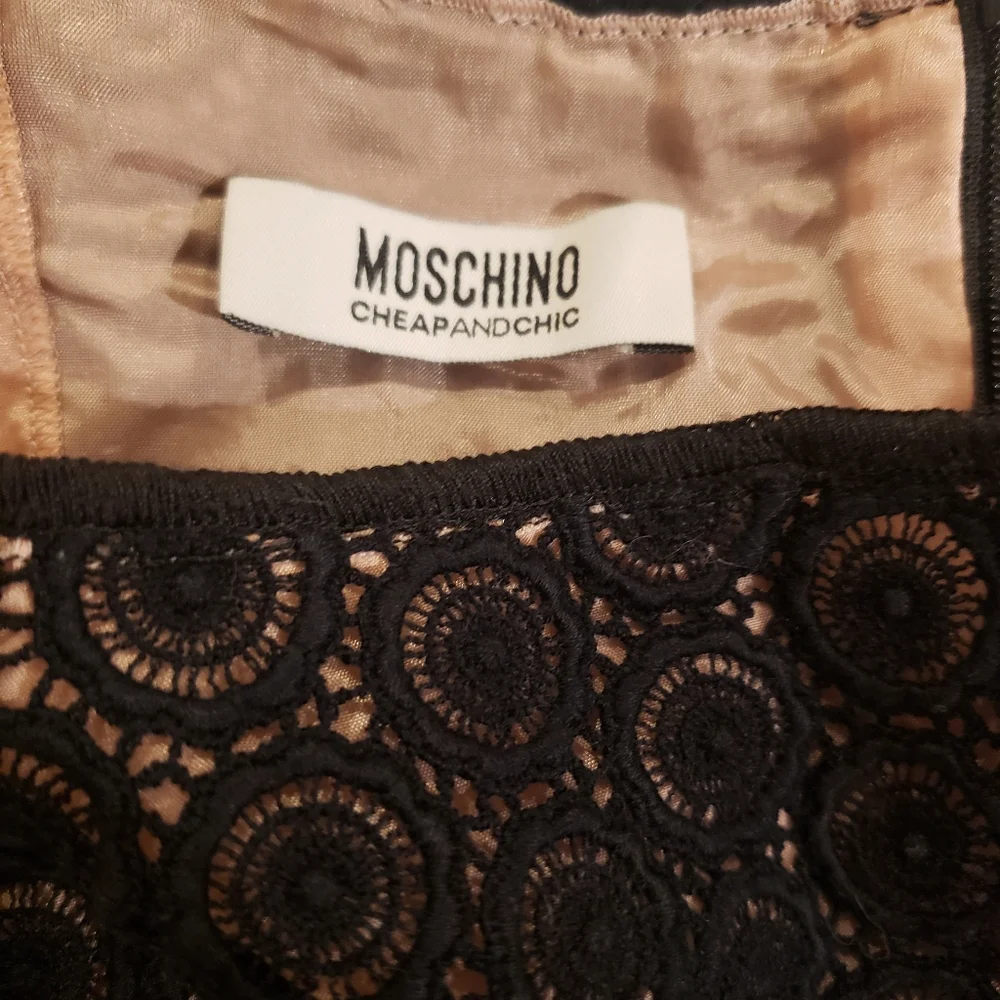 Moschino black lace midi dress - Picture 2 of 7